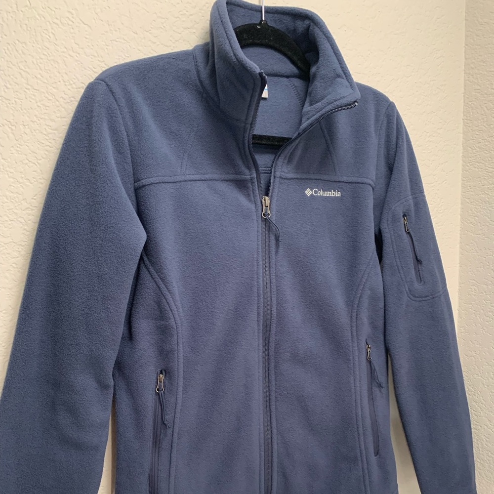 Navy blue Columbia fleece